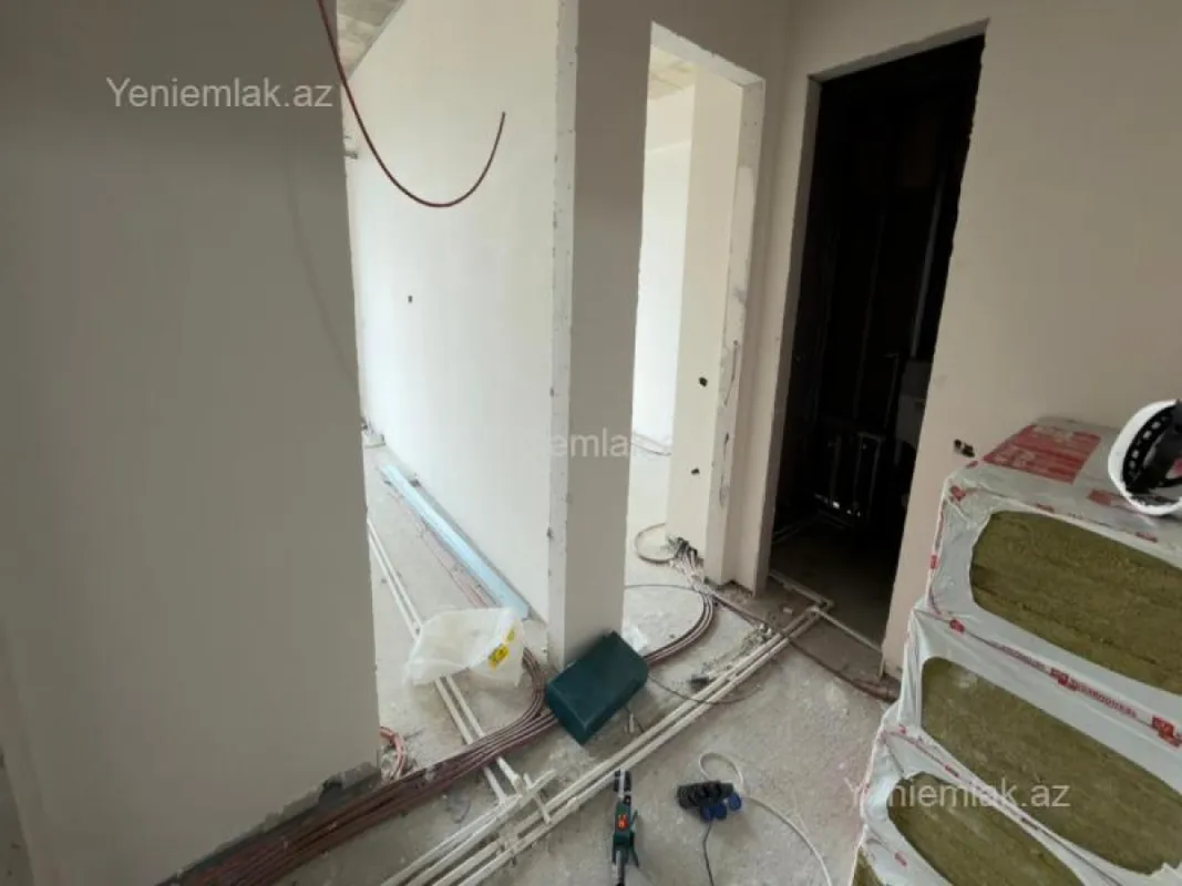 Satılır 3 otaqlı yeni tikili 78 m²
