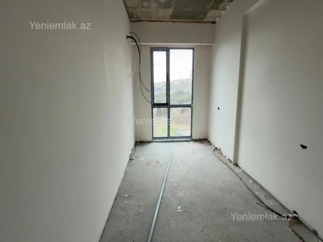 Satılır 3 otaqlı yeni tikili 78 m²