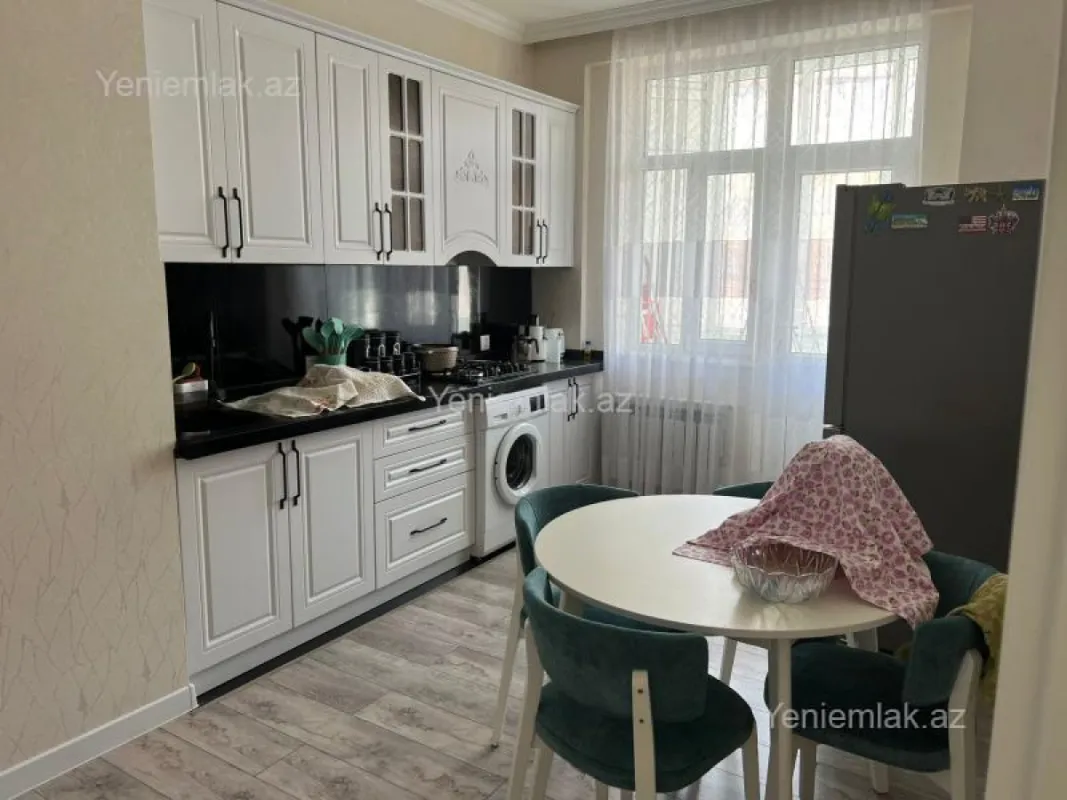 Satılır 3 otaqlı yeni tikili 93 m²