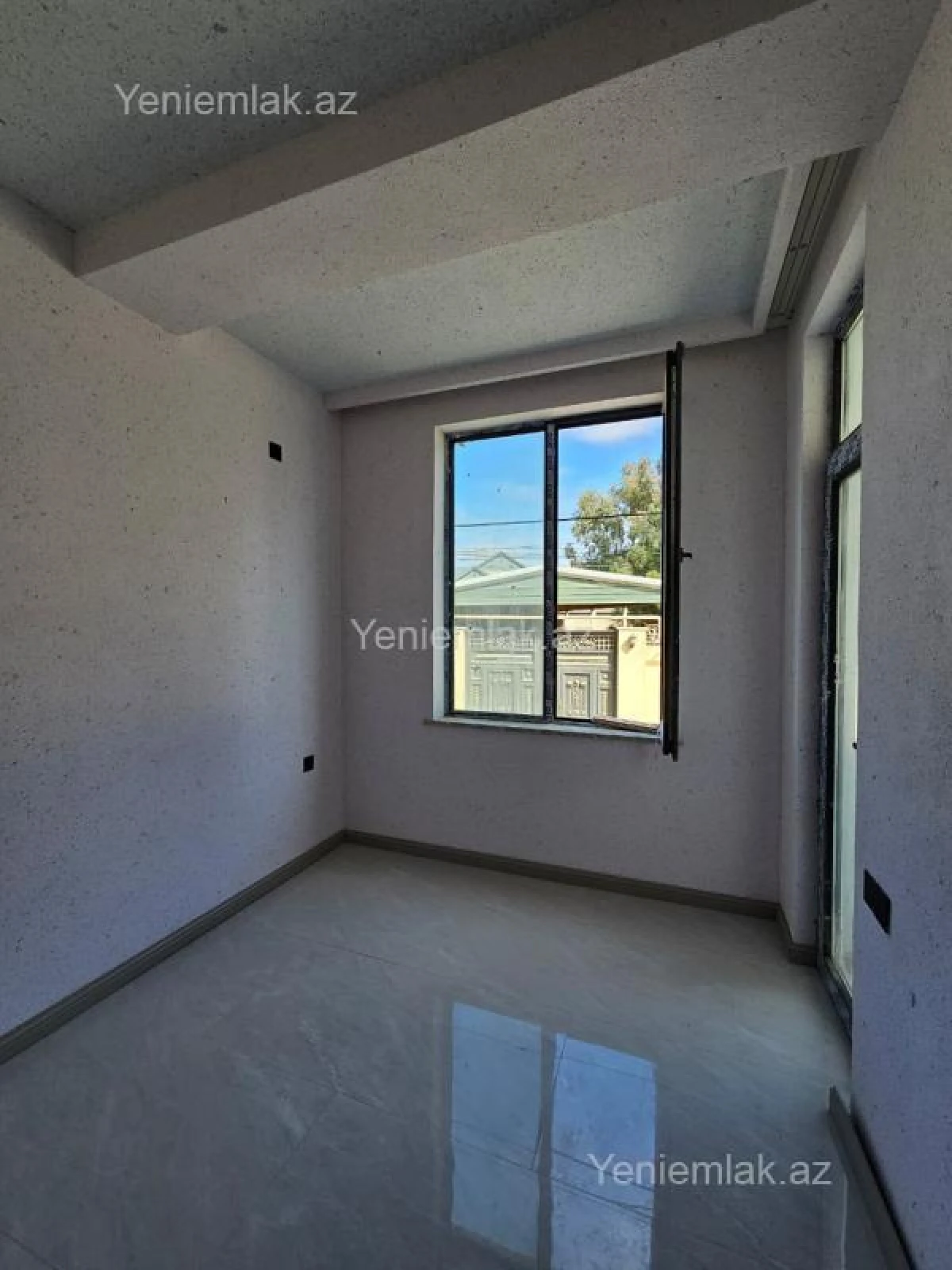 Satılır 3 otaqlı yeni tikili 64 m²