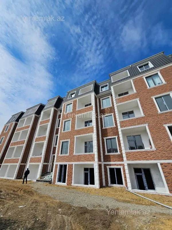 Satılır 3 otaqlı yeni tikili 64 m²