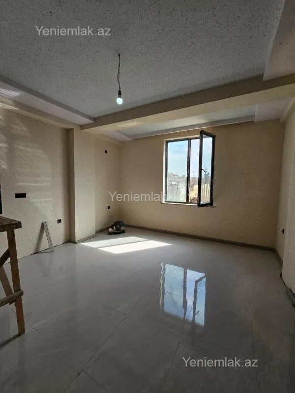 Satılır 3 otaqlı yeni tikili 64 m²