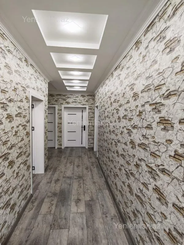 Satılır 5 otaqlı həyət evi 200 m²