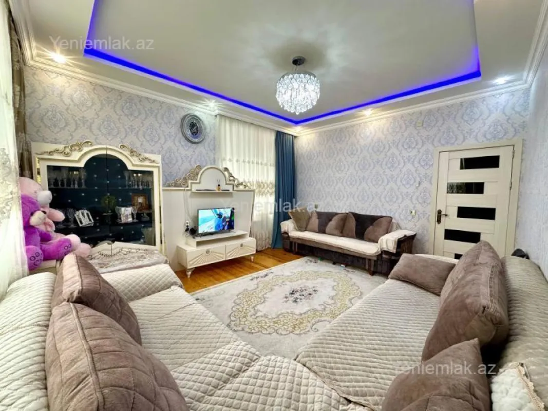 Satılır 3 otaqlı yeni tikili 110 m²