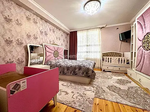 Satılır 3 otaqlı yeni tikili 110 m²