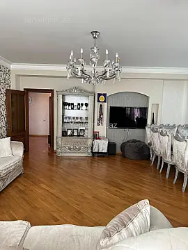 Satılır 4 otaqlı yeni tikili 215 m² — Bakı, Yasamal 4 otaq 215.00 m²