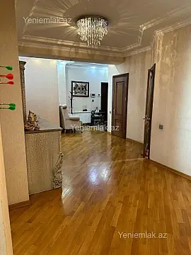 Satılır 4 otaqlı yeni tikili 215 m²