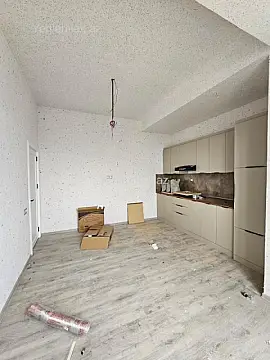 Satılır 3 otaqlı yeni tikili 66 m²