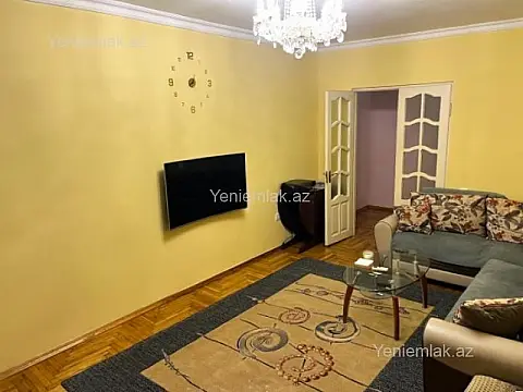 Satılır 3 otaqlı köhnə tikili 95 m²