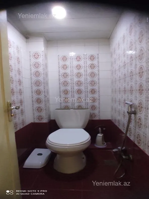 Satılır 2 otaqlı köhnə tikili 65 m²