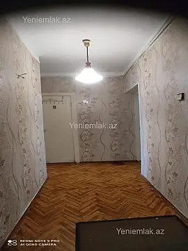 Satılır 2 otaqlı köhnə tikili 65 m²