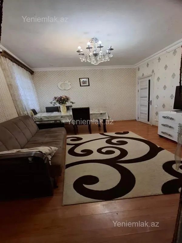 Satılır 3 otaqlı köhnə tikili 60 m²