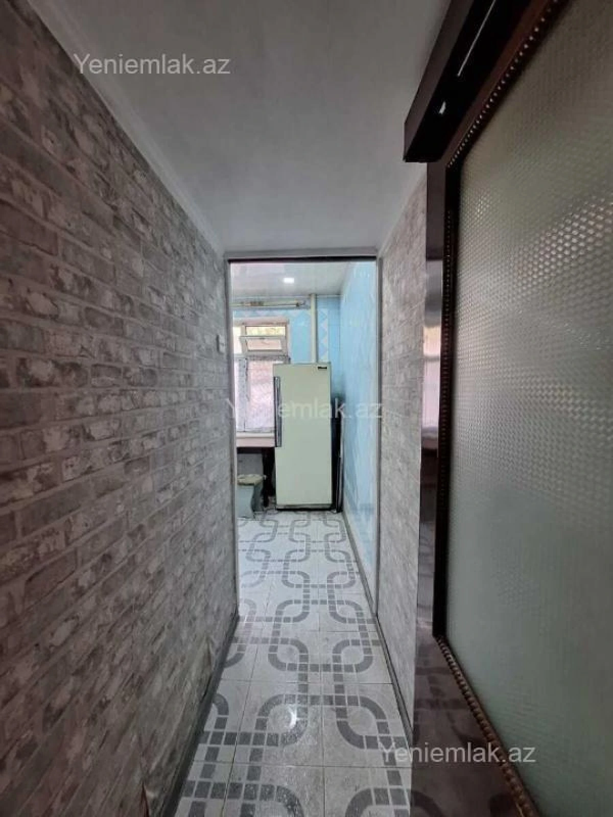 Satılır 2 otaqlı köhnə tikili 55 m²