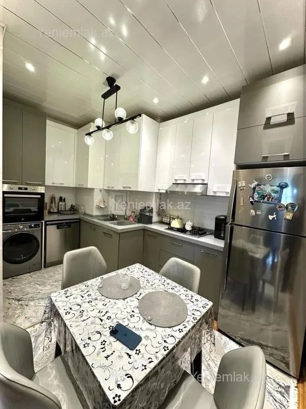 Satılır 2 otaqlı yeni tikili 62 m²