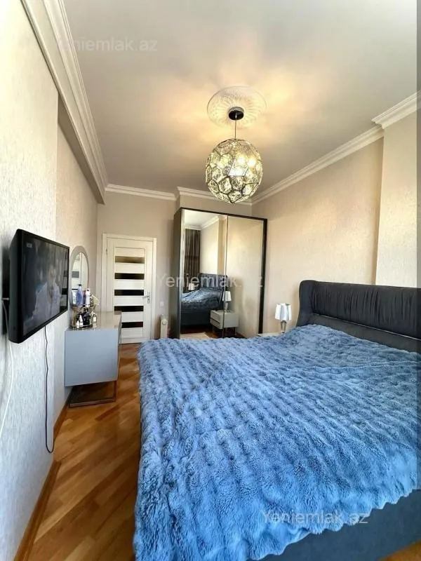 Satılır 2 otaqlı yeni tikili 62 m²