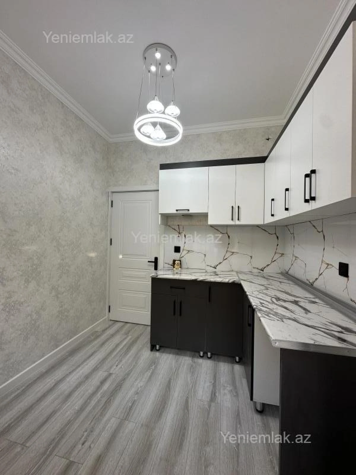 Satılır 2 otaqlı yeni tikili 71 m²