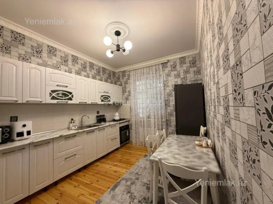 Satılır 4 otaqlı həyət evi 94 m²