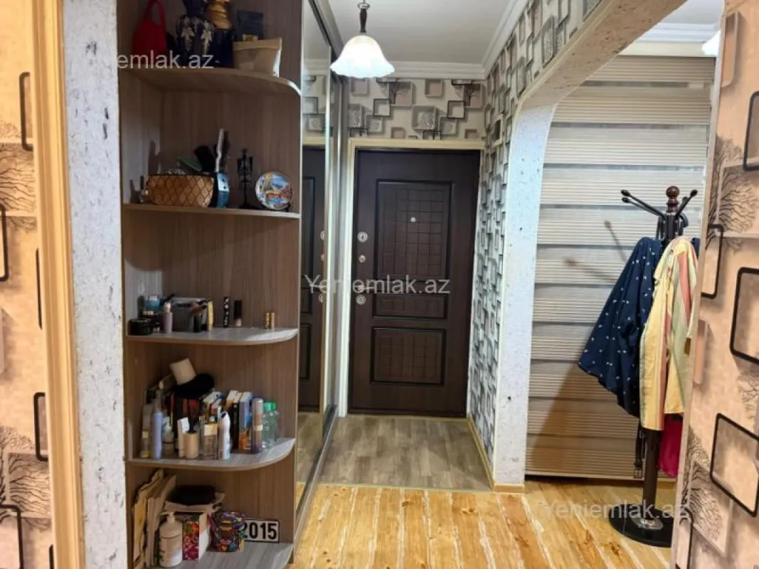 Satılır 3 otaqlı köhnə tikili 60 m²
