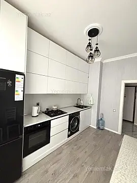 Satılır 2 otaqlı yeni tikili 60 m²