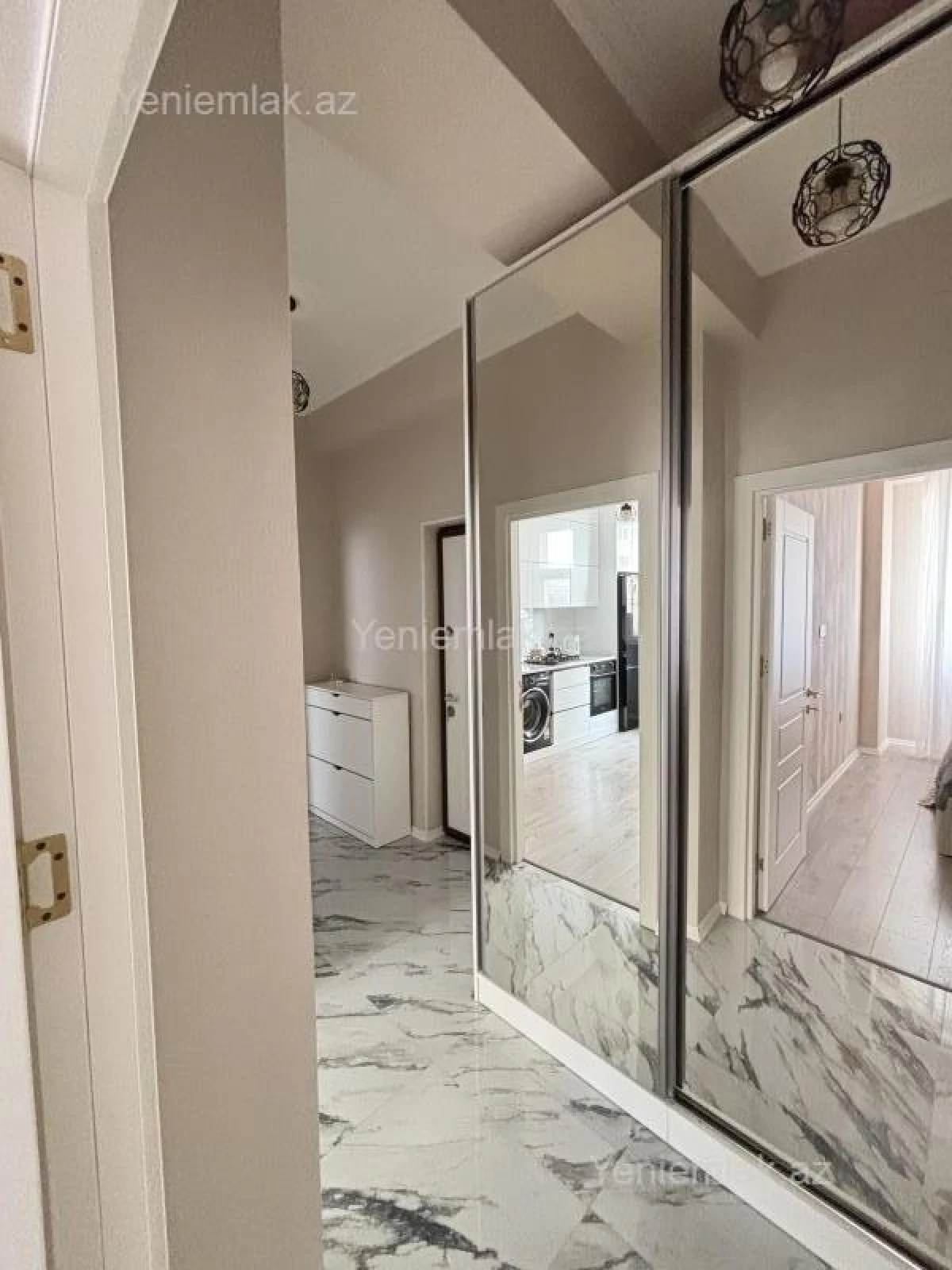 Satılır 2 otaqlı yeni tikili 60 m²