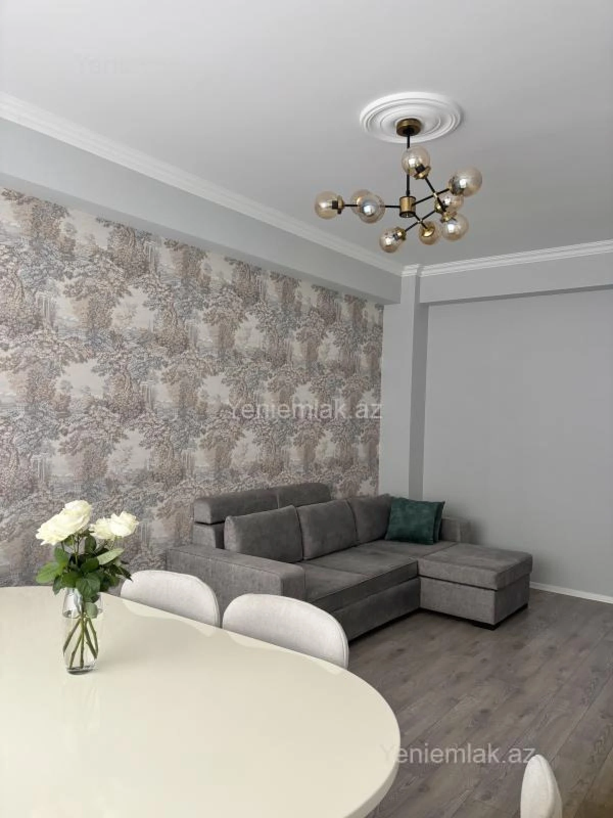 Satılır 2 otaqlı yeni tikili 60 m²
