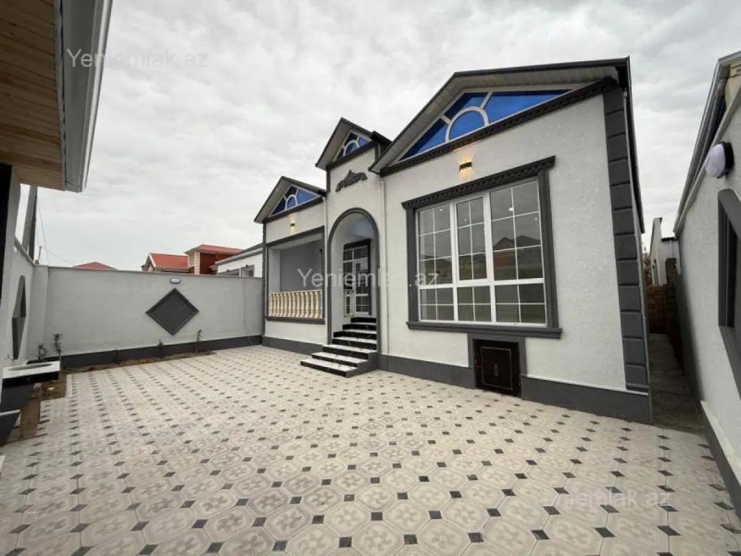Satılır 4 otaqlı həyət evi 127 m²