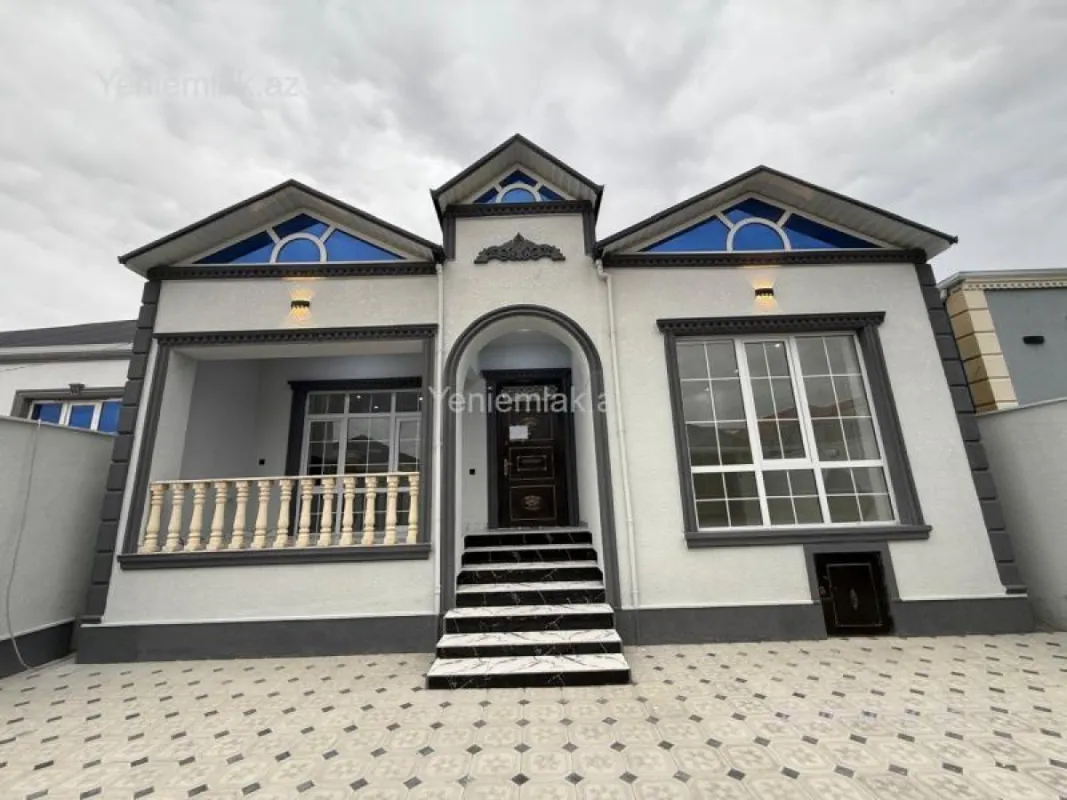 Satılır 4 otaqlı həyət evi 127 m²