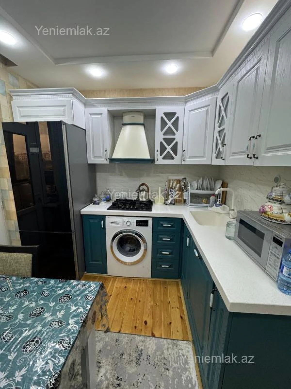 Satılır 3 otaqlı köhnə tikili 79 m²