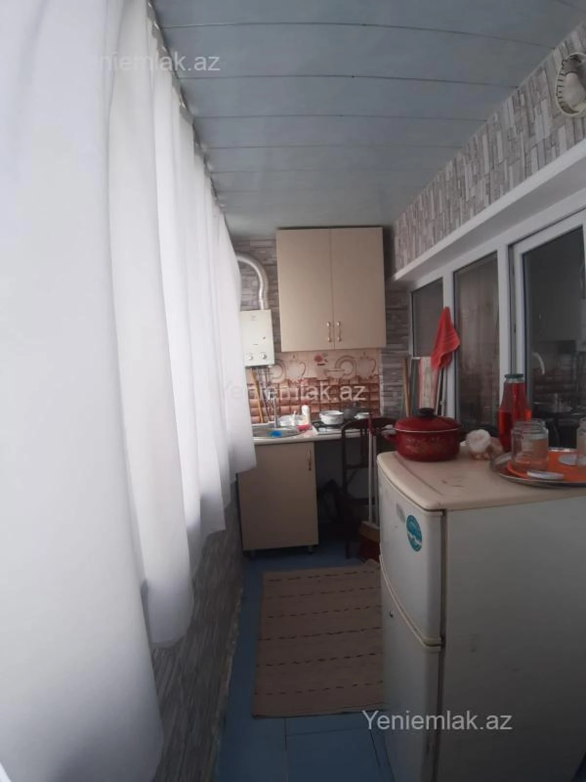 Satılır 1 otaqlı köhnə tikili 36 m²