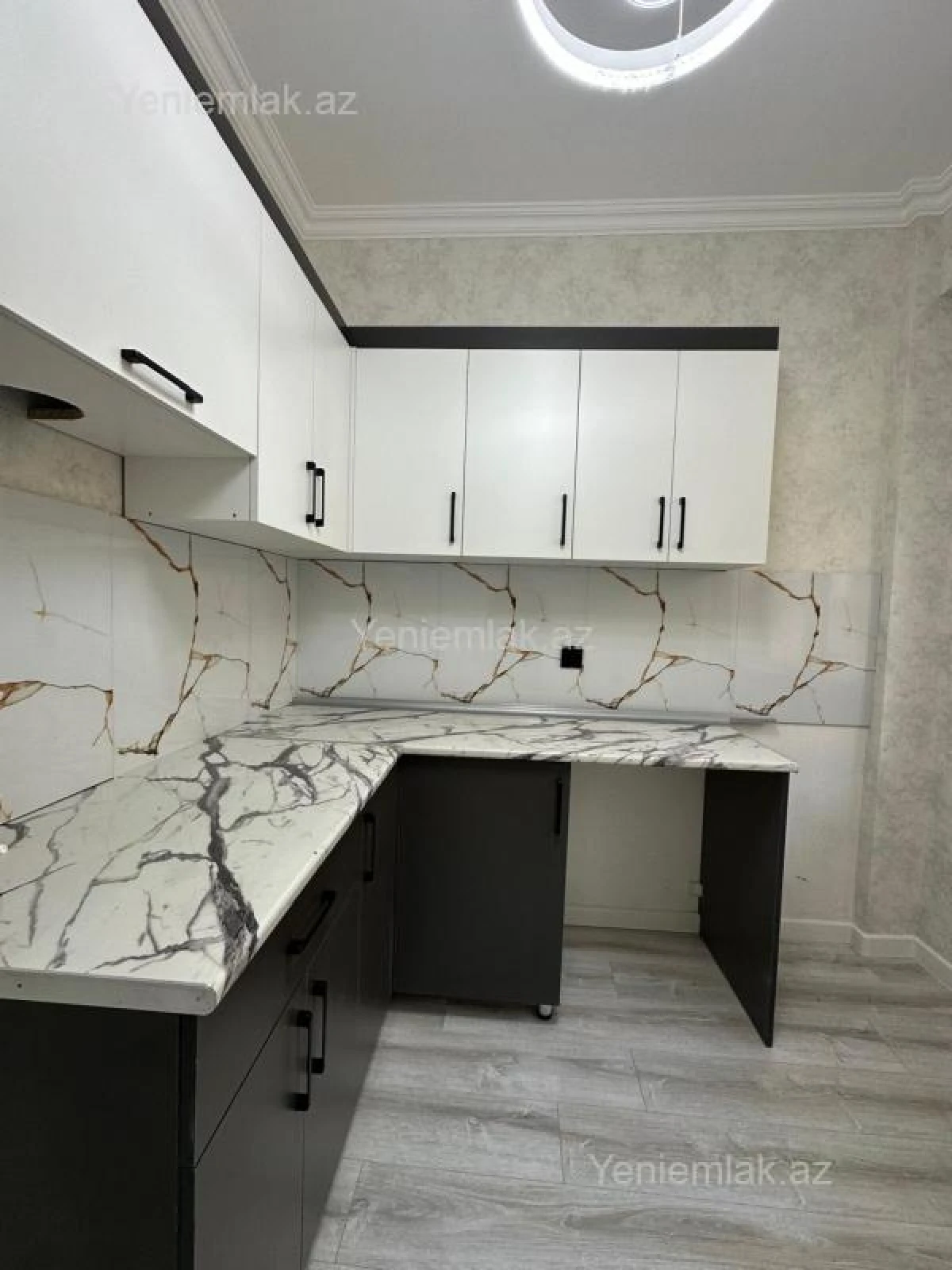 Satılır 2 otaqlı yeni tikili 71 m²