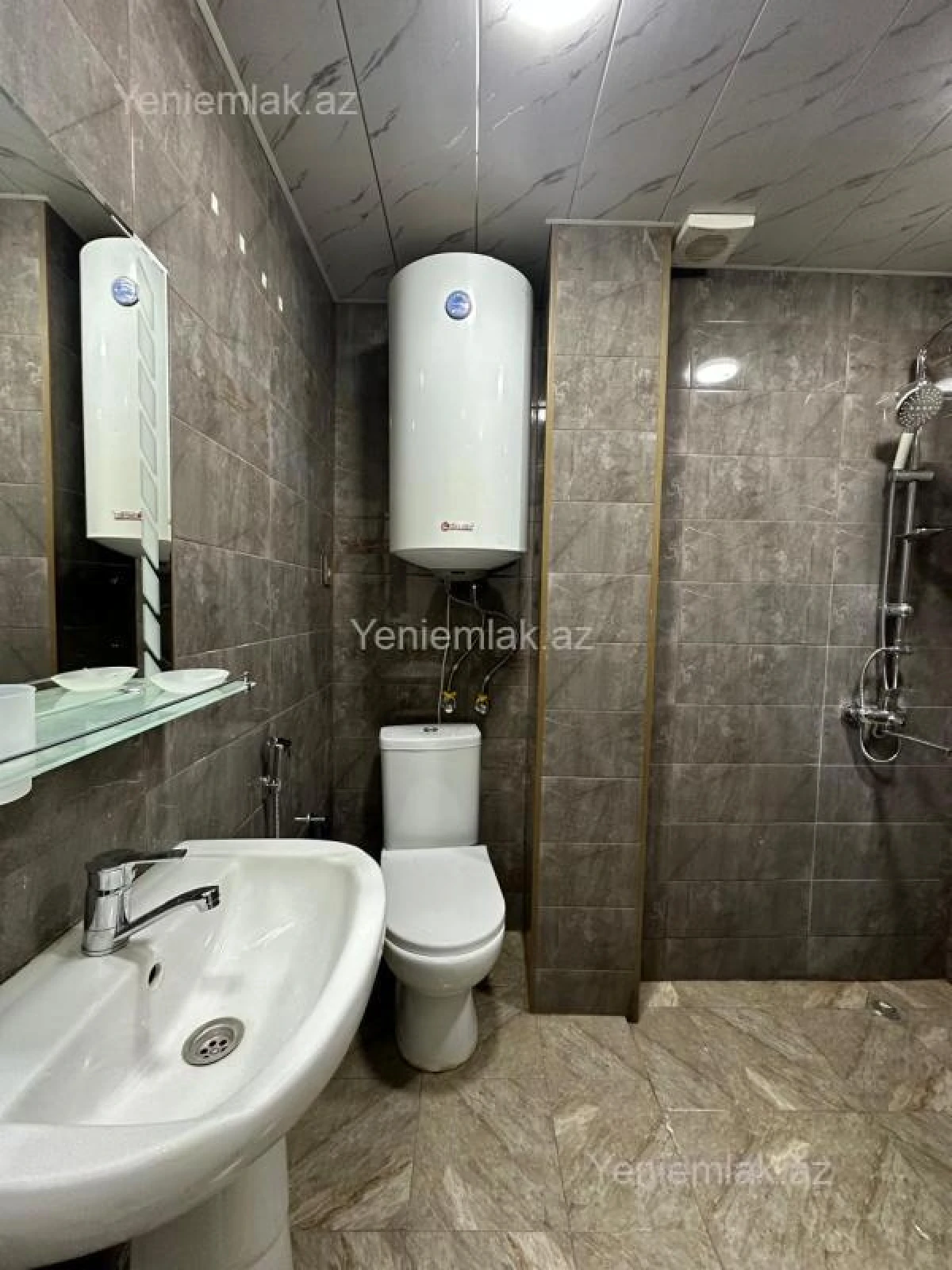 Satılır 2 otaqlı yeni tikili 71 m²