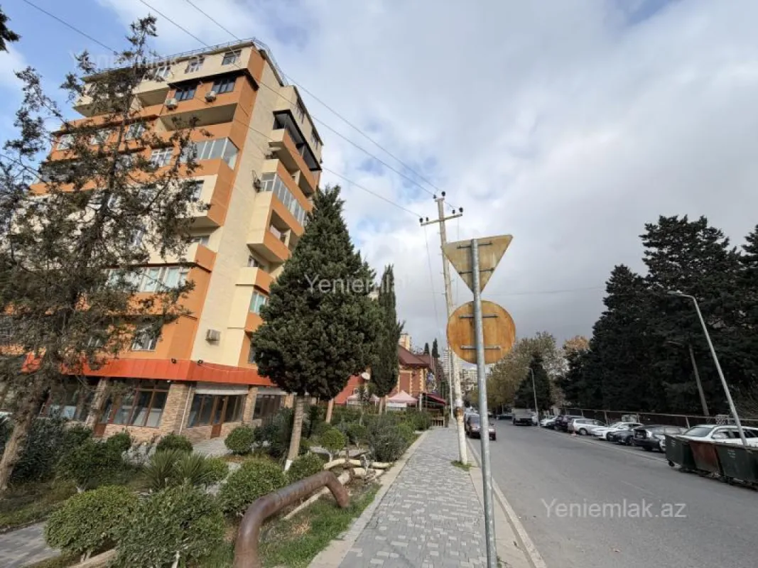 Satılır 2 otaqlı köhnə tikili 40 m²