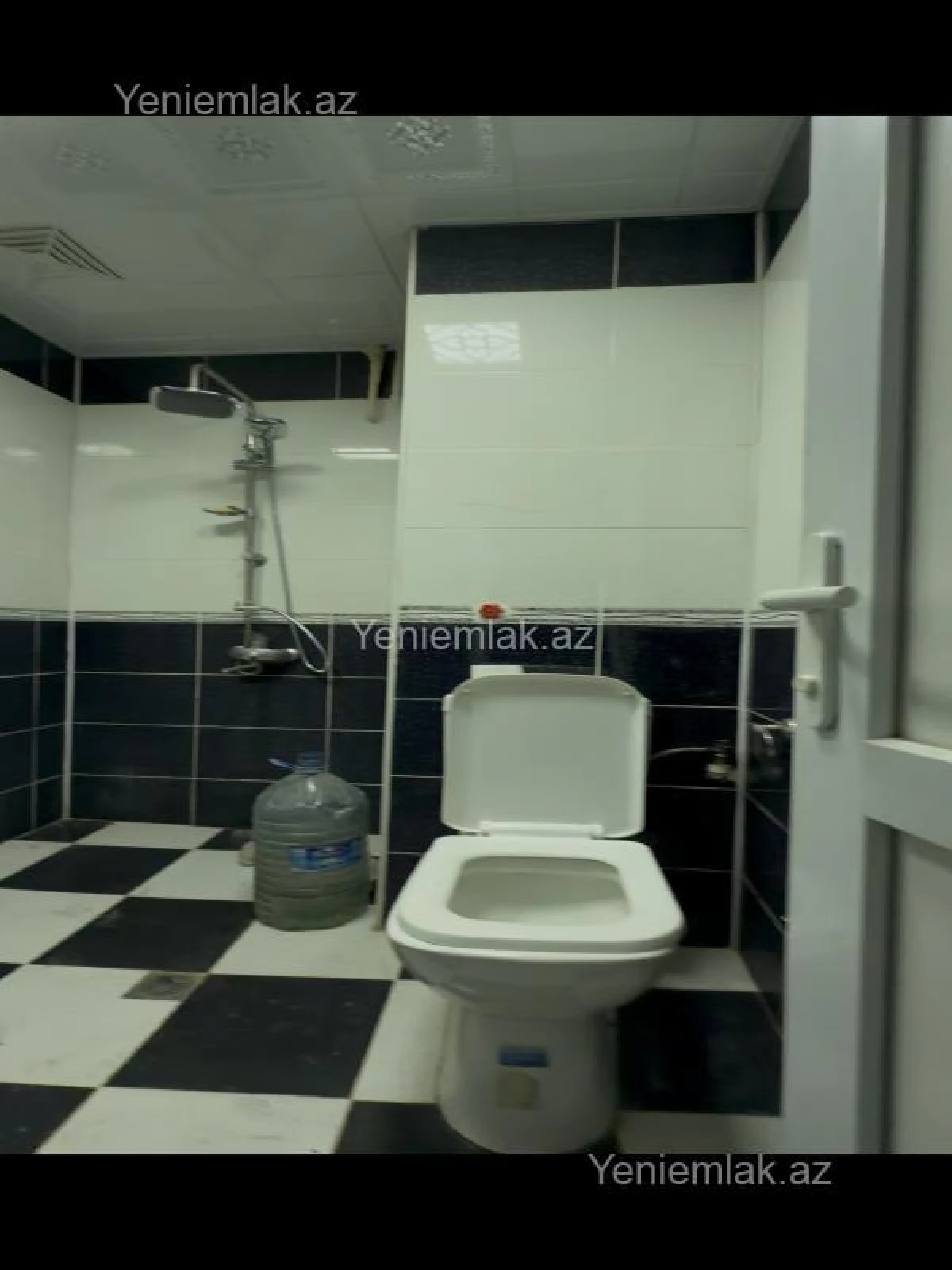 Satılır 2 otaqlı köhnə tikili 40 m²