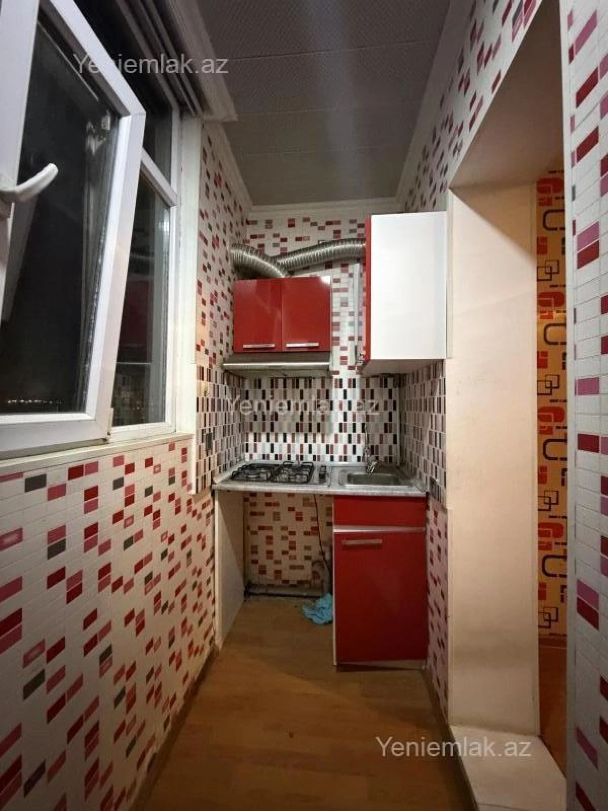 Satılır 2 otaqlı köhnə tikili 40 m²