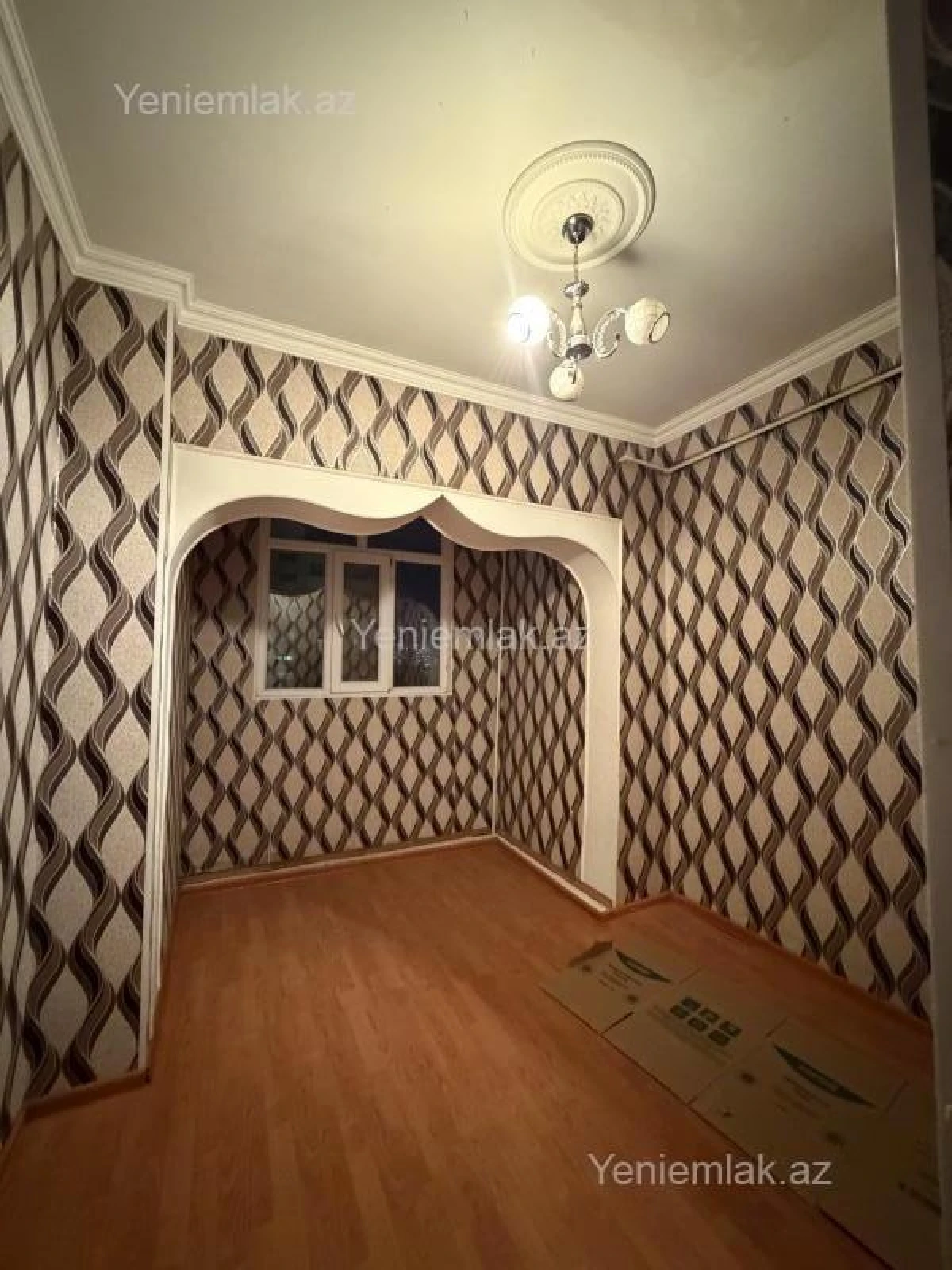 Satılır 2 otaqlı köhnə tikili 40 m²