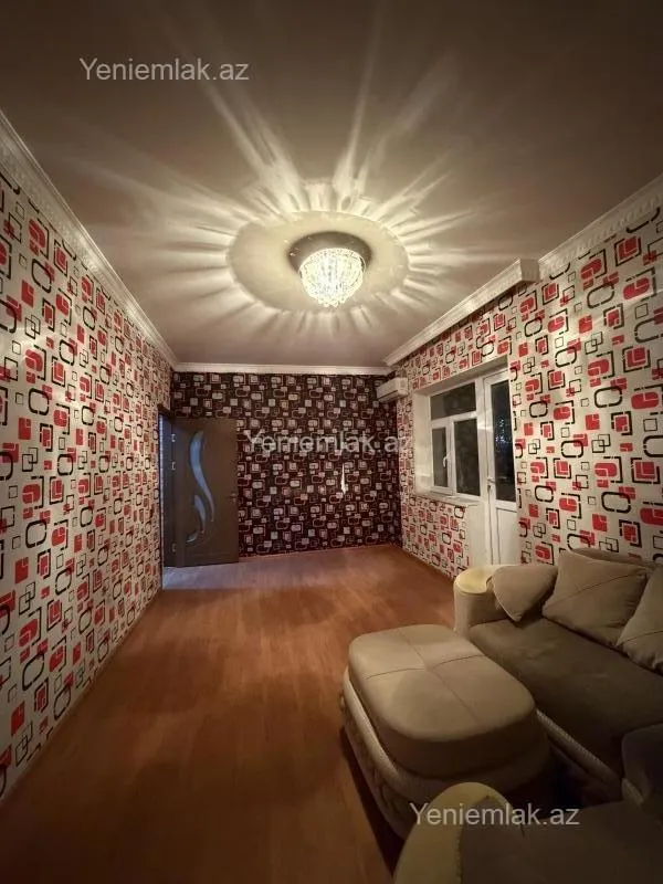 Satılır 2 otaqlı köhnə tikili 40 m²
