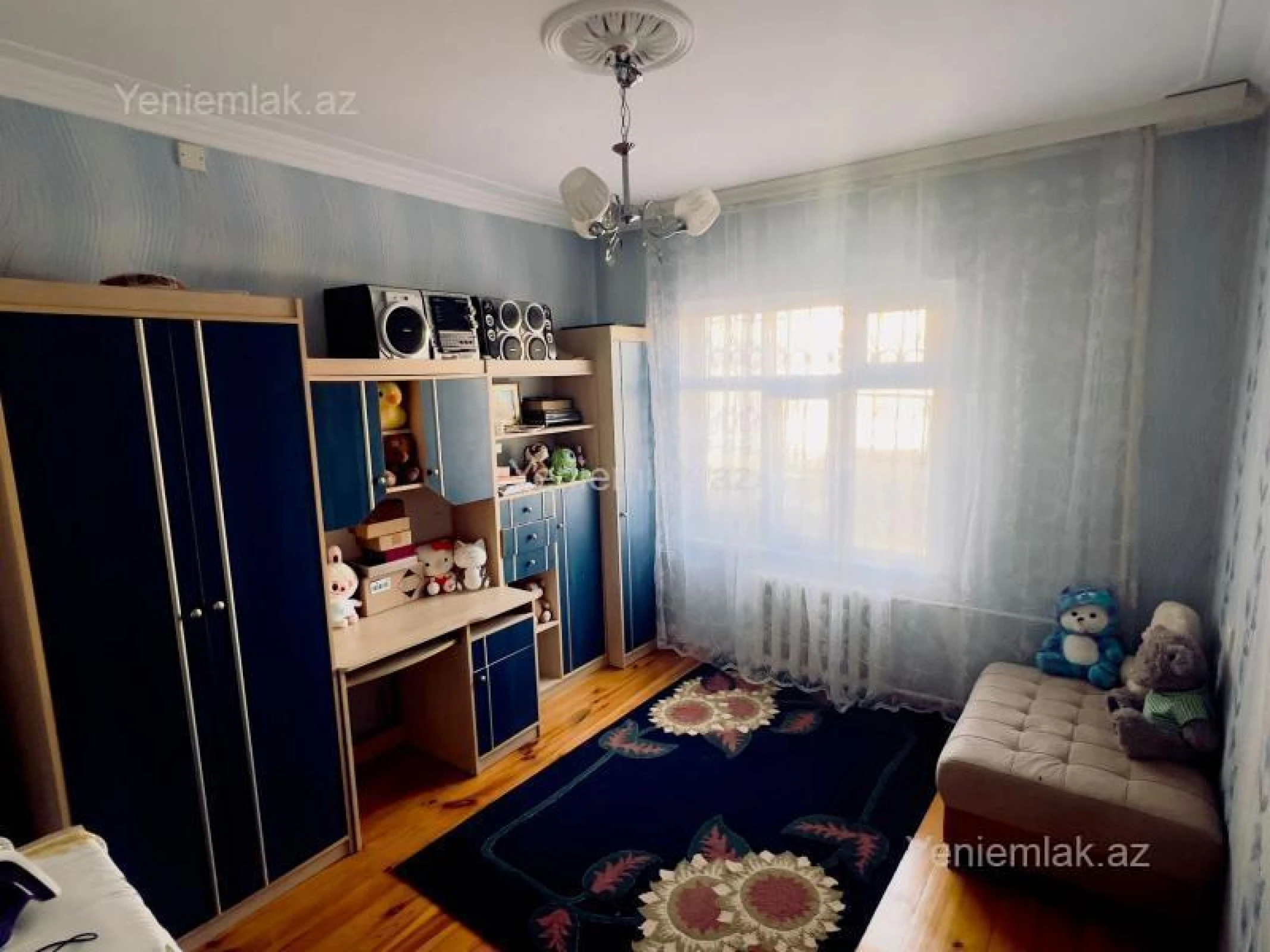 Satılır 4 otaqlı köhnə tikili 115 m²