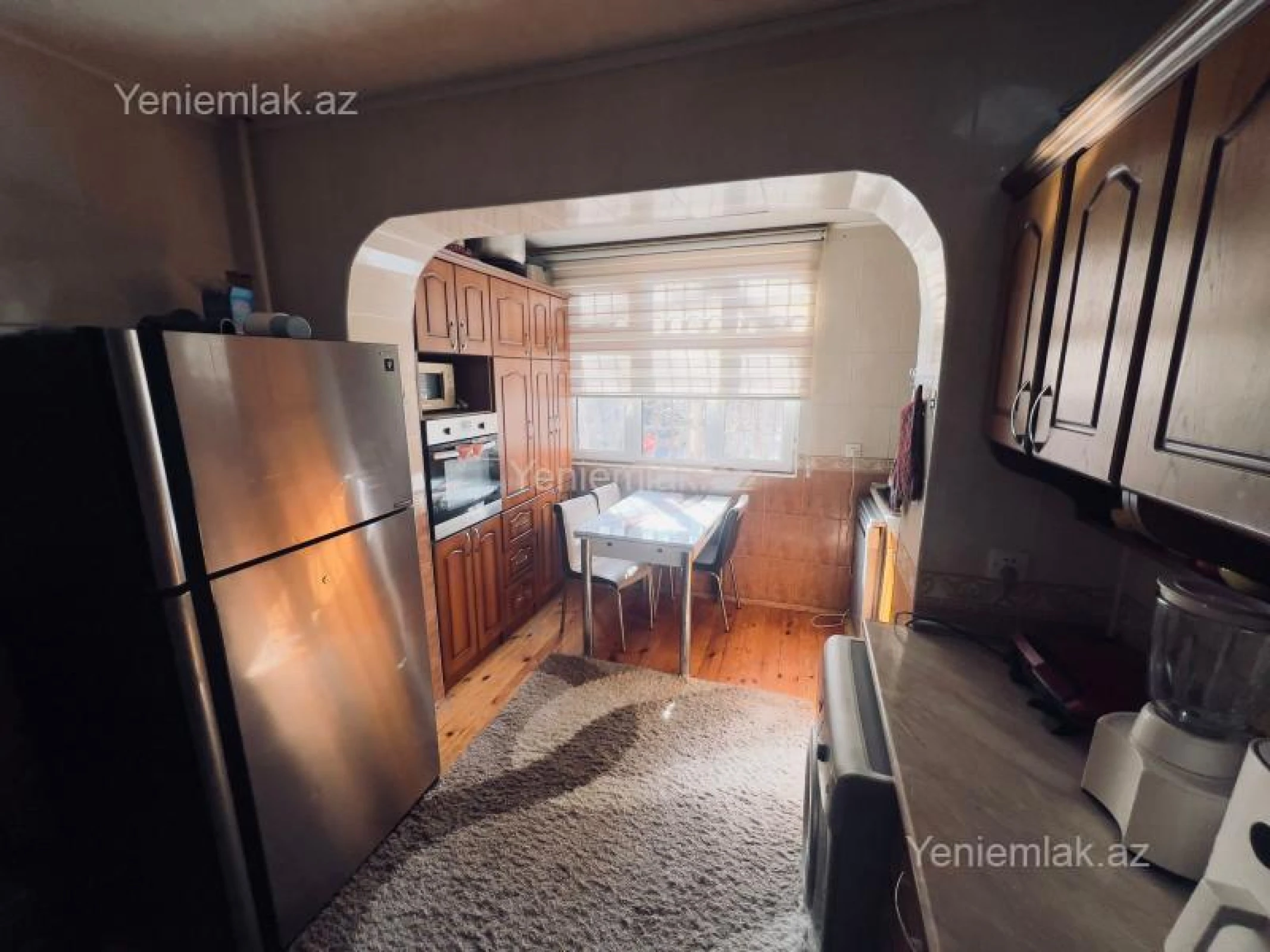 Satılır 4 otaqlı köhnə tikili 115 m²