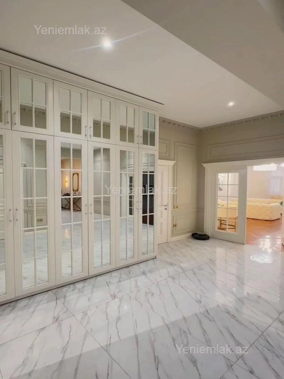 Satılır 4 otaqlı yeni tikili 254 m²