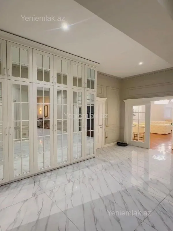 Satılır 4 otaqlı yeni tikili 254 m²