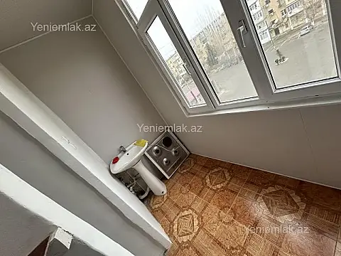 Satılır 1 otaqlı köhnə tikili 32 m² — Bakı, Suraxanı 1 otaq 32.00 m²