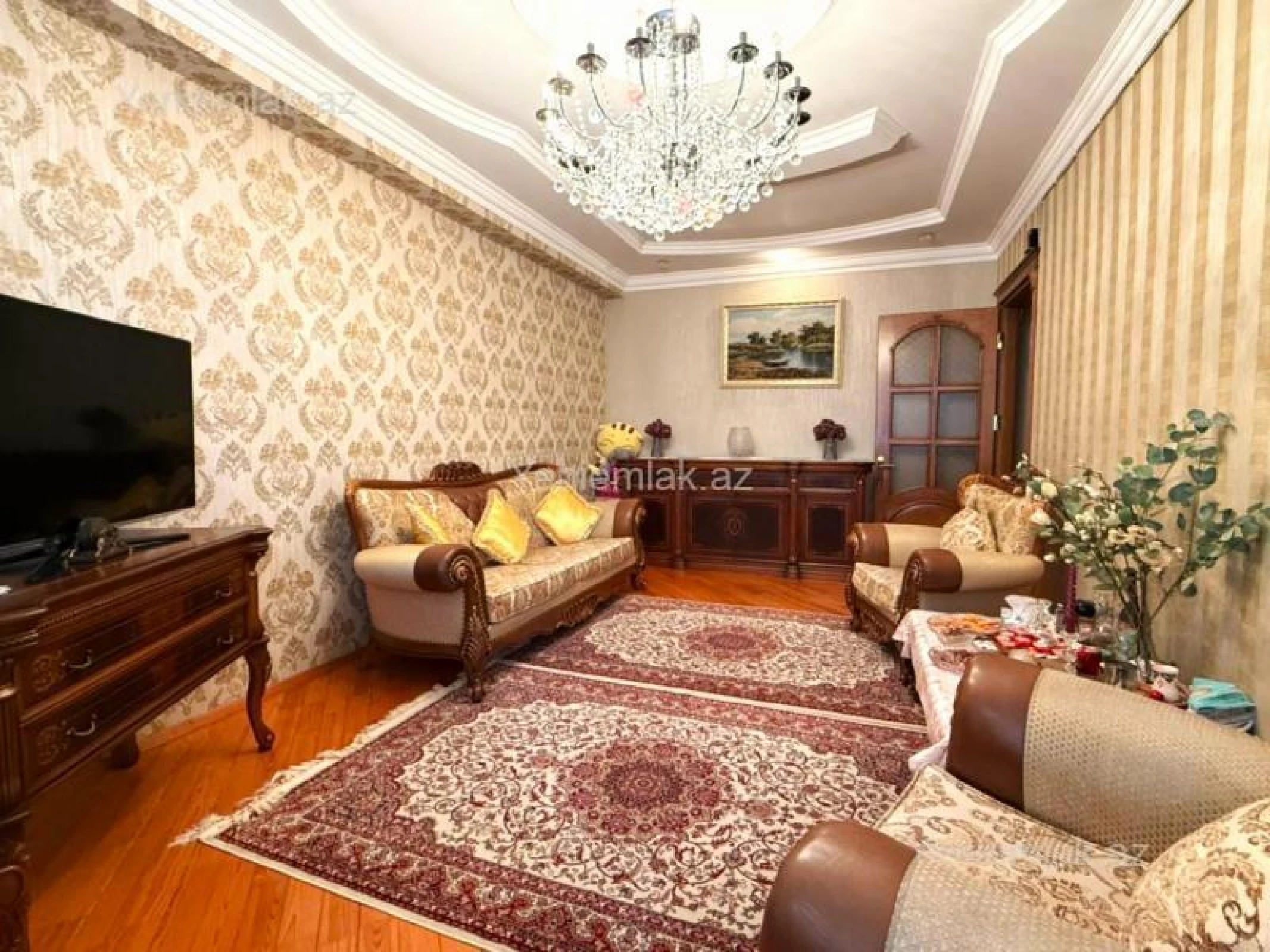 Satılır 3 otaqlı yeni tikili 100 m²