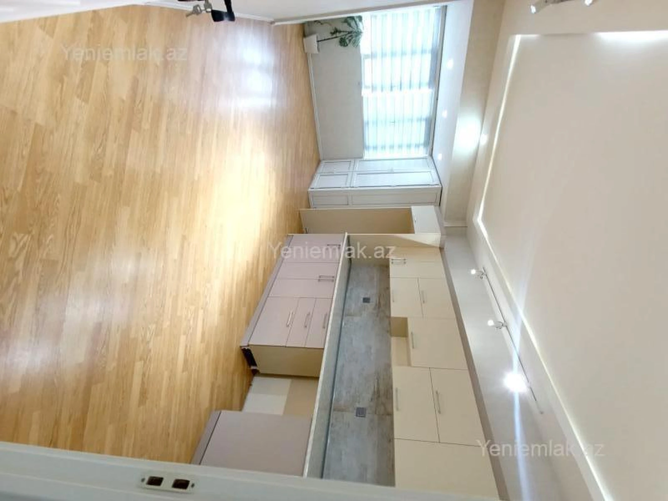 Satılır 3 otaqlı yeni tikili 67 m²