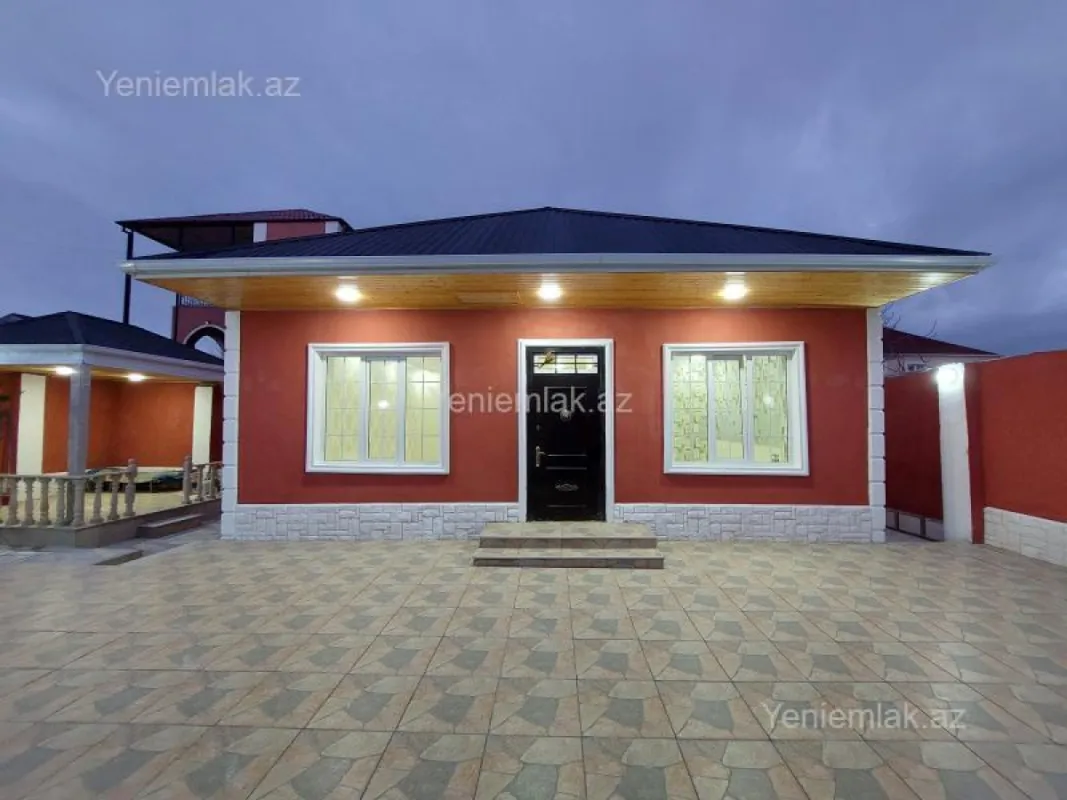 Satılır 3 otaqlı həyət evi 105 m²