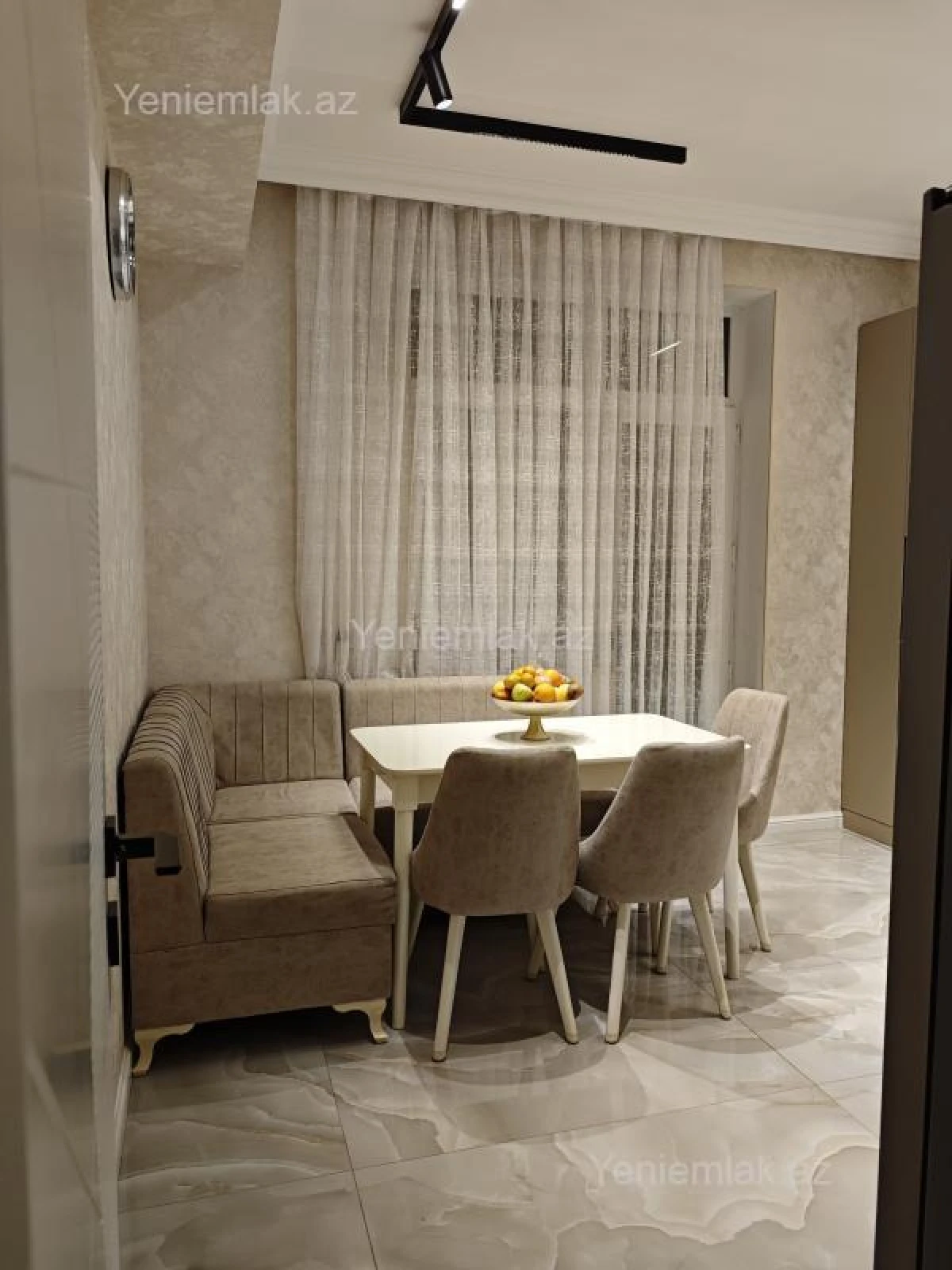 Satılır 4 otaqlı yeni tikili 124 m²