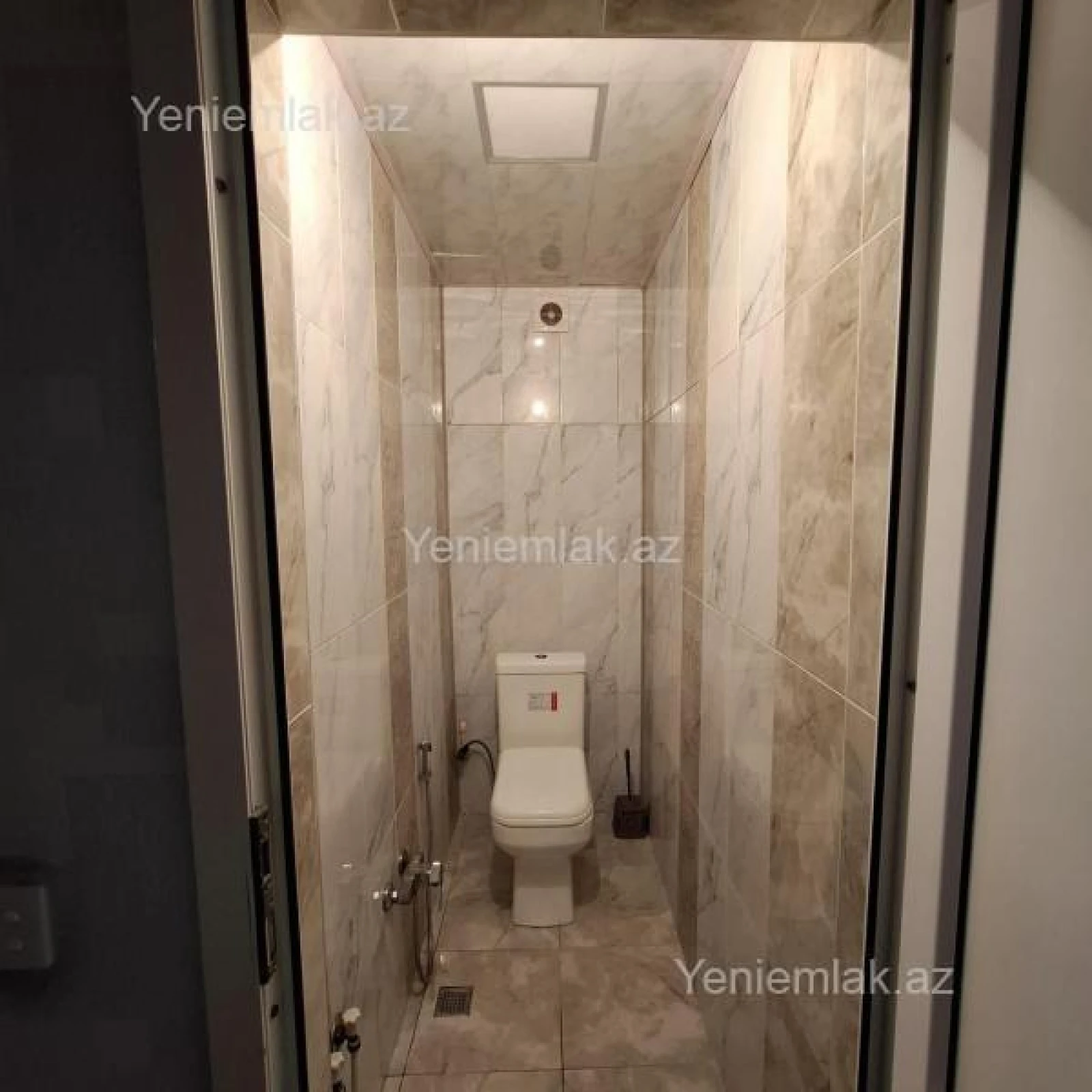 Satılır 5 otaqlı həyət evi 207 m²