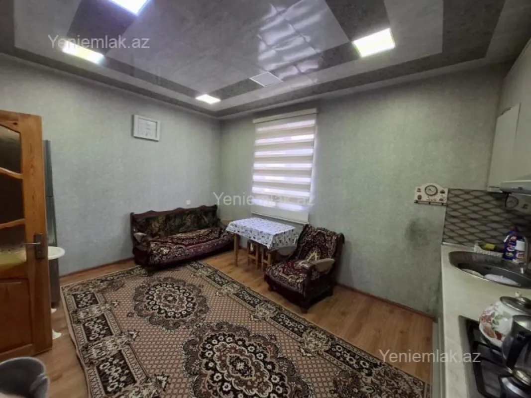 Satılır 5 otaqlı həyət evi 207 m²