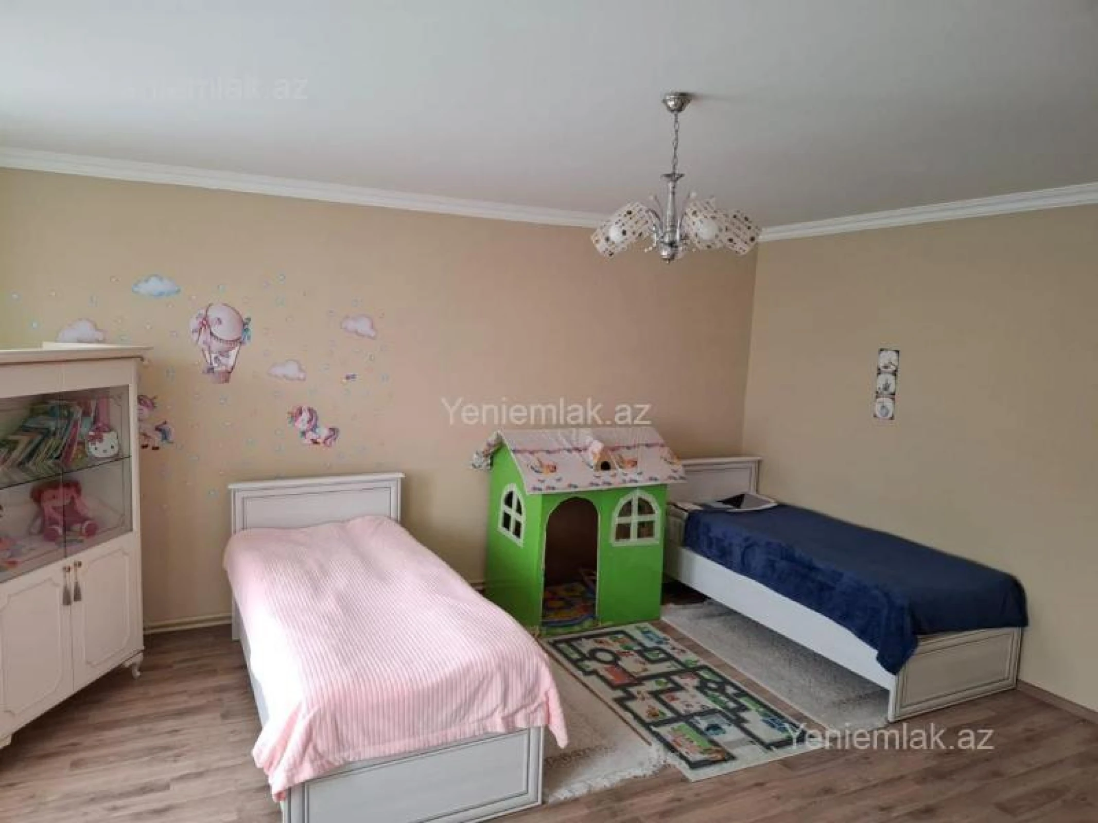 Satılır 5 otaqlı həyət evi 207 m²