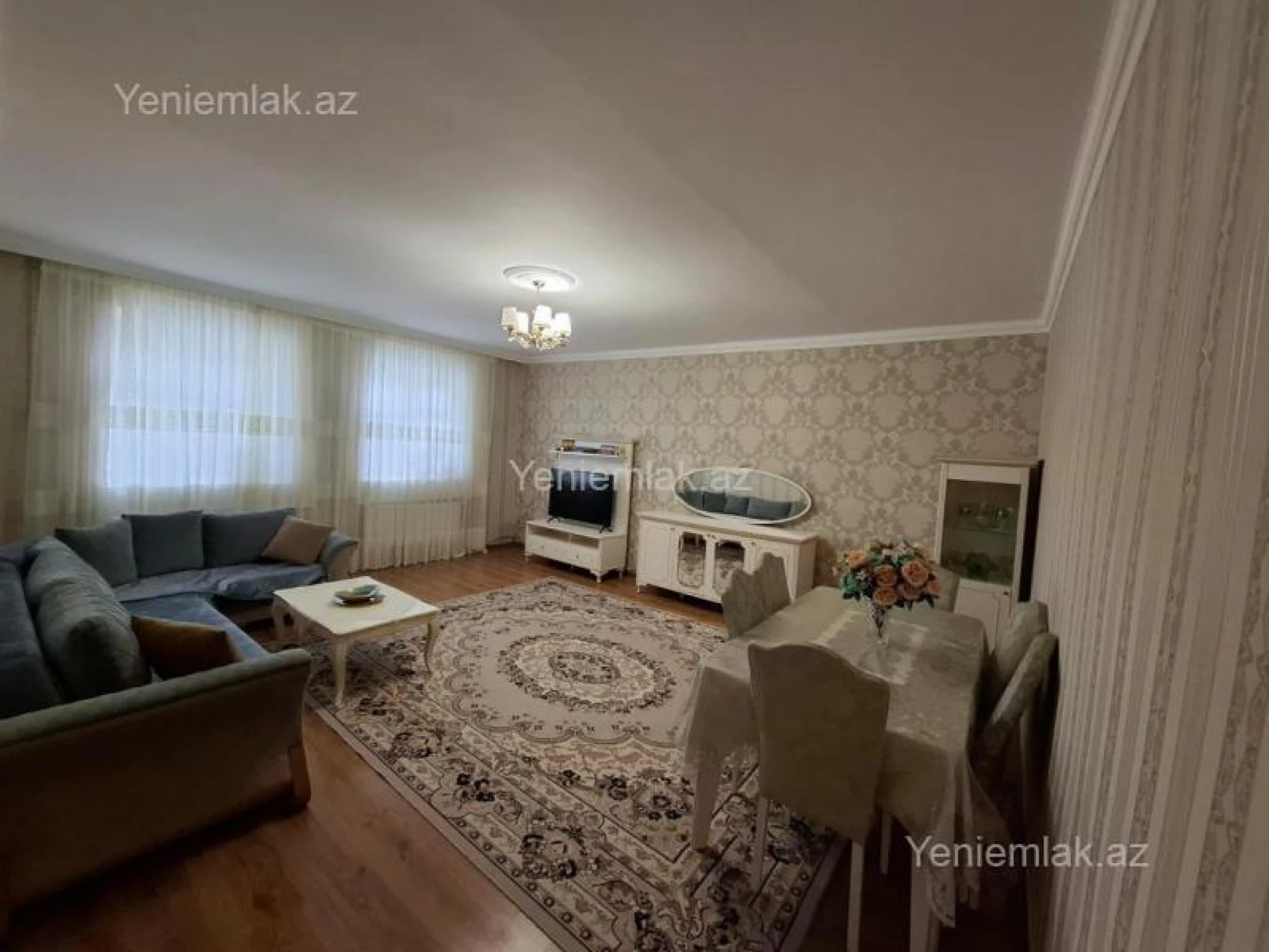 Satılır 5 otaqlı həyət evi 207 m²