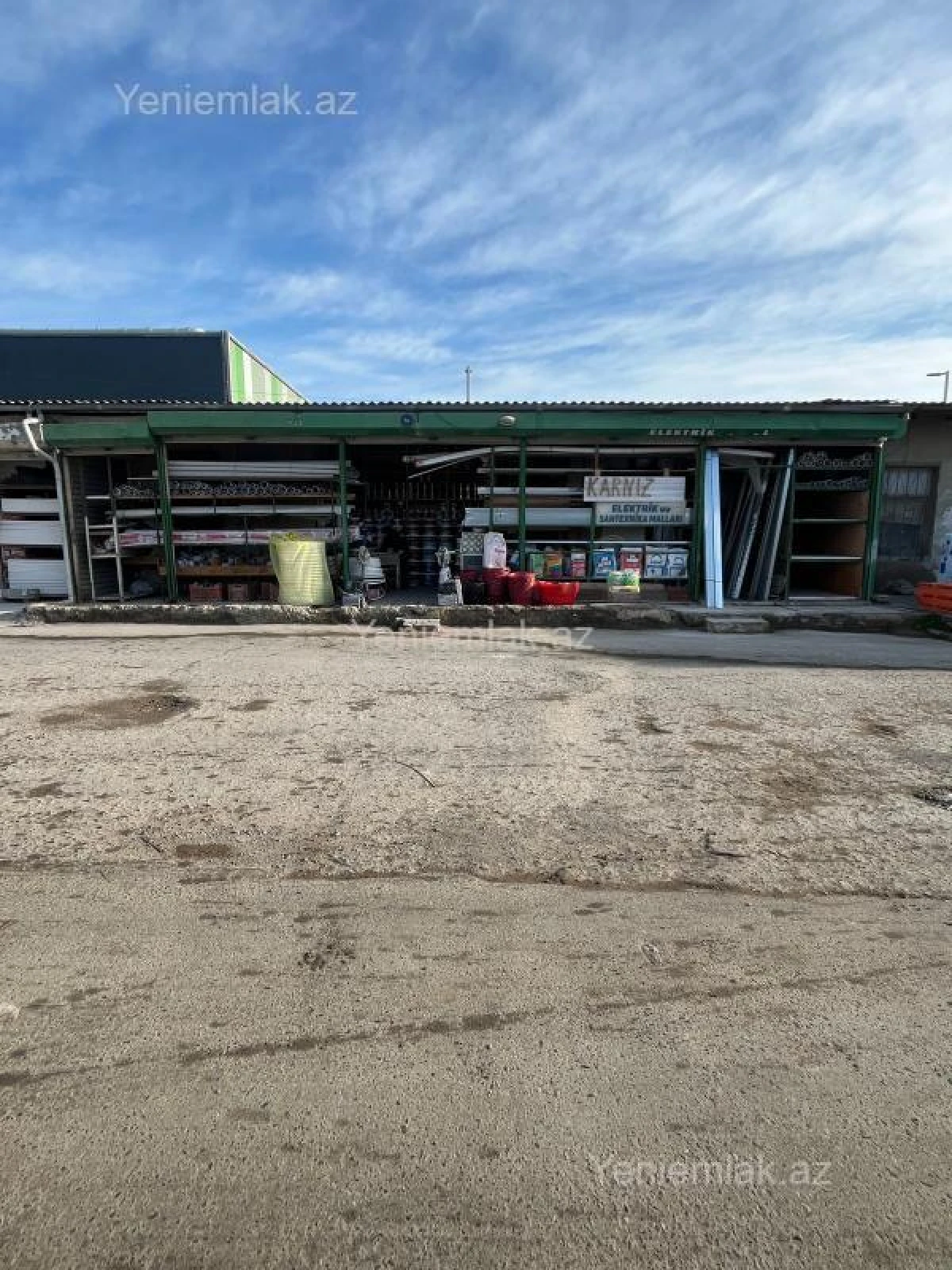 Satılır 1 otaqlı obyekt 135 m²